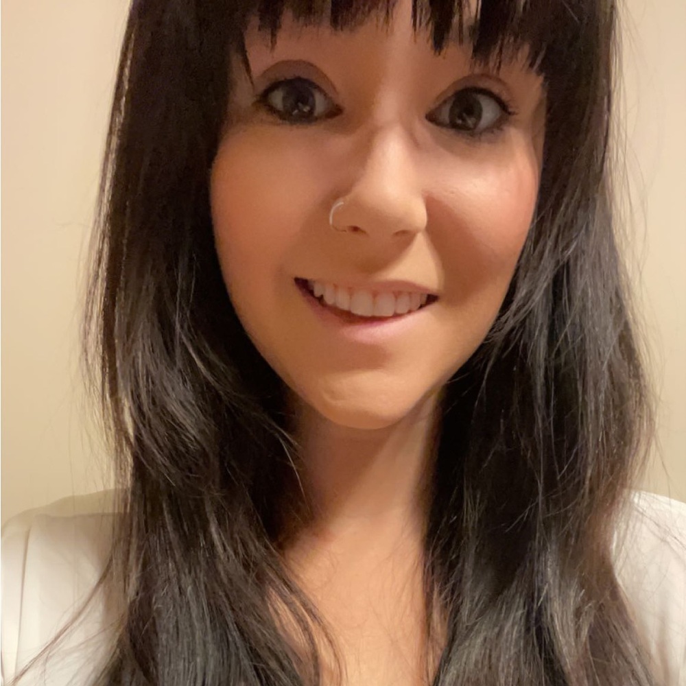 Meet your Posher, Crystal